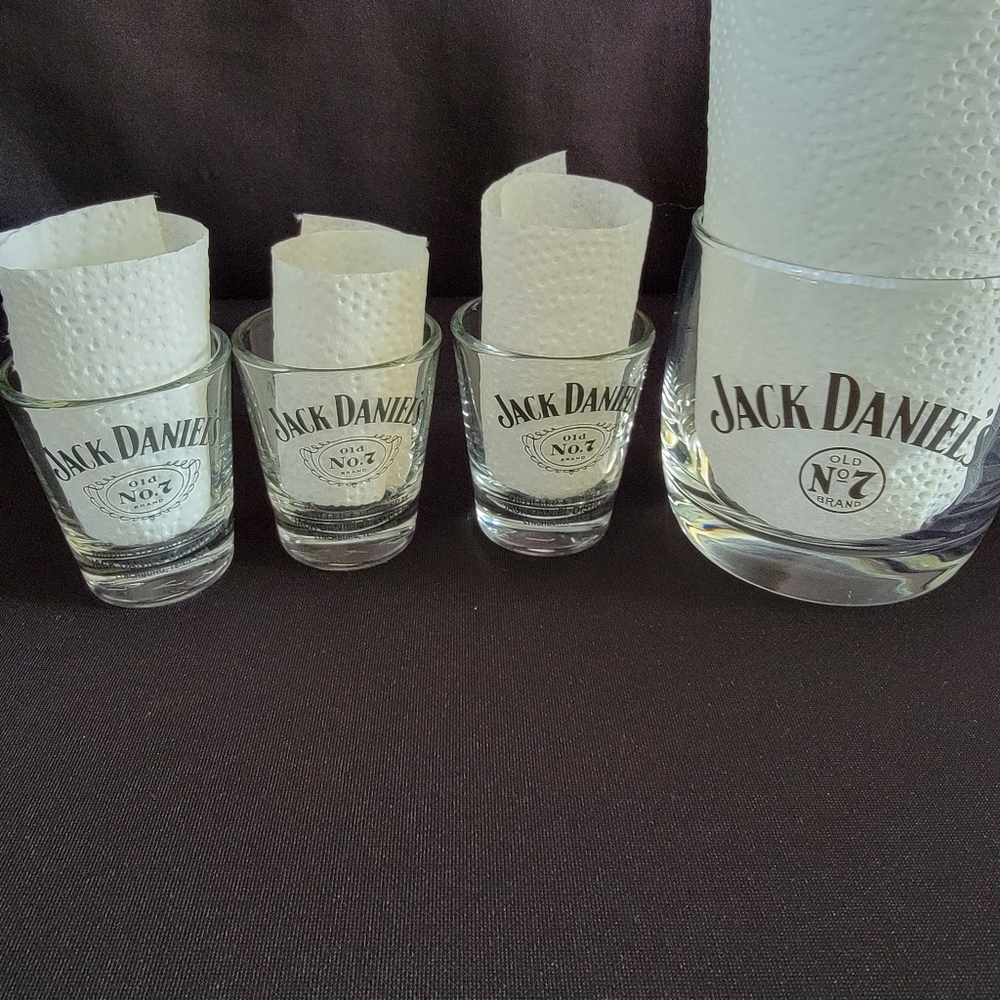 Jack Daniel’s Old #7 Shot‎ Glasses & Round Whiskey Glass